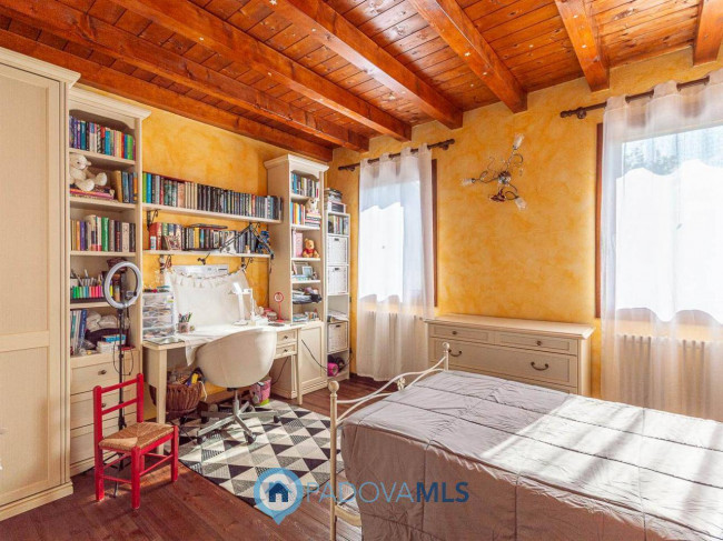 Villette a schiera in vendita a Due Carrare