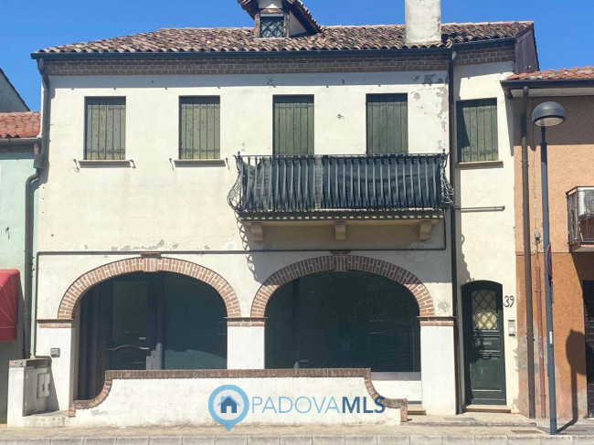 Appartamento in vendita a Agna