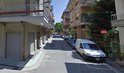 Locale commerciale in vendita a Pedaso