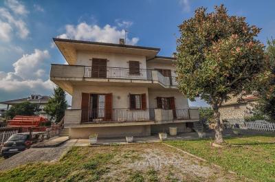 Casa singola in vendita a Montalto delle Marche