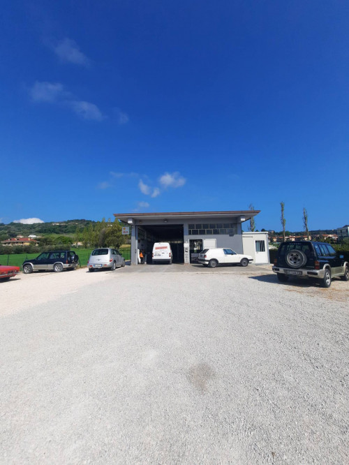 Laboratorio artigianale in vendita a Altidona