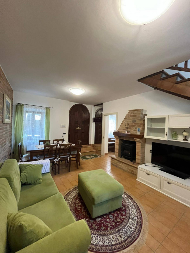 Casa singola in vendita a Monte Rinaldo