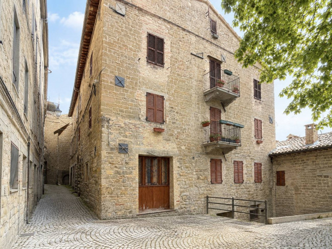 Appartamento in vendita a Montemonaco