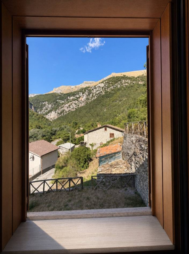 Appartamento in vendita a Montemonaco