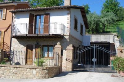 Casa cielo-terra in vendita a Smerillo