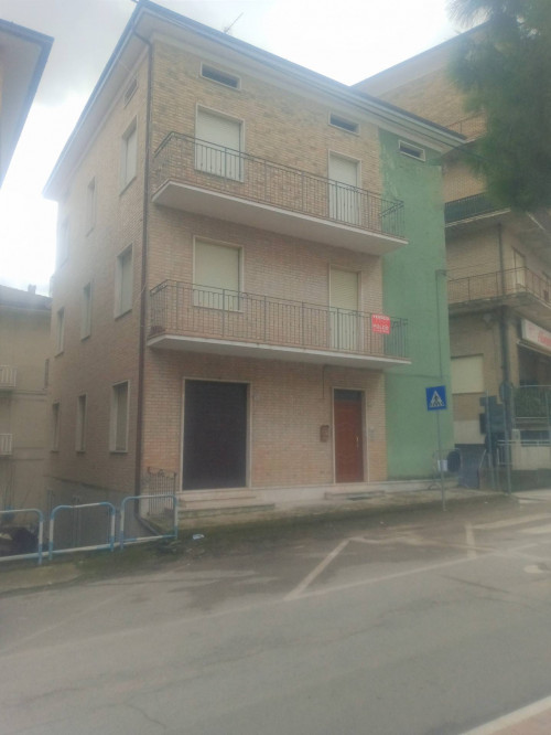  for sale in Torre San Patrizio