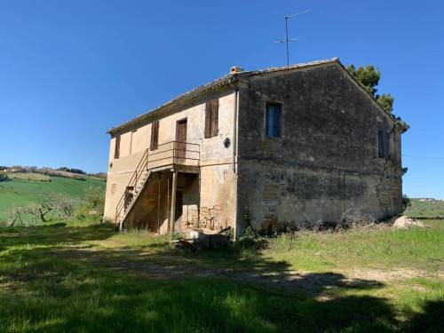 Casa colonica in vendita a Recanati