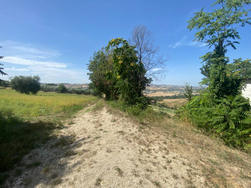 Casa colonica in vendita a Fermo