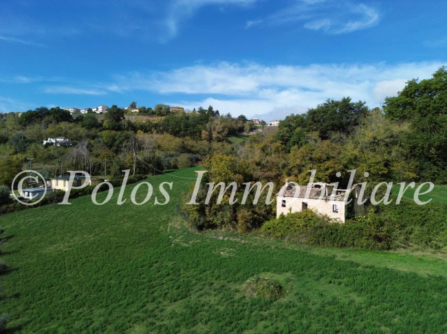 Casa colonica in vendita a Ponzano di Fermo