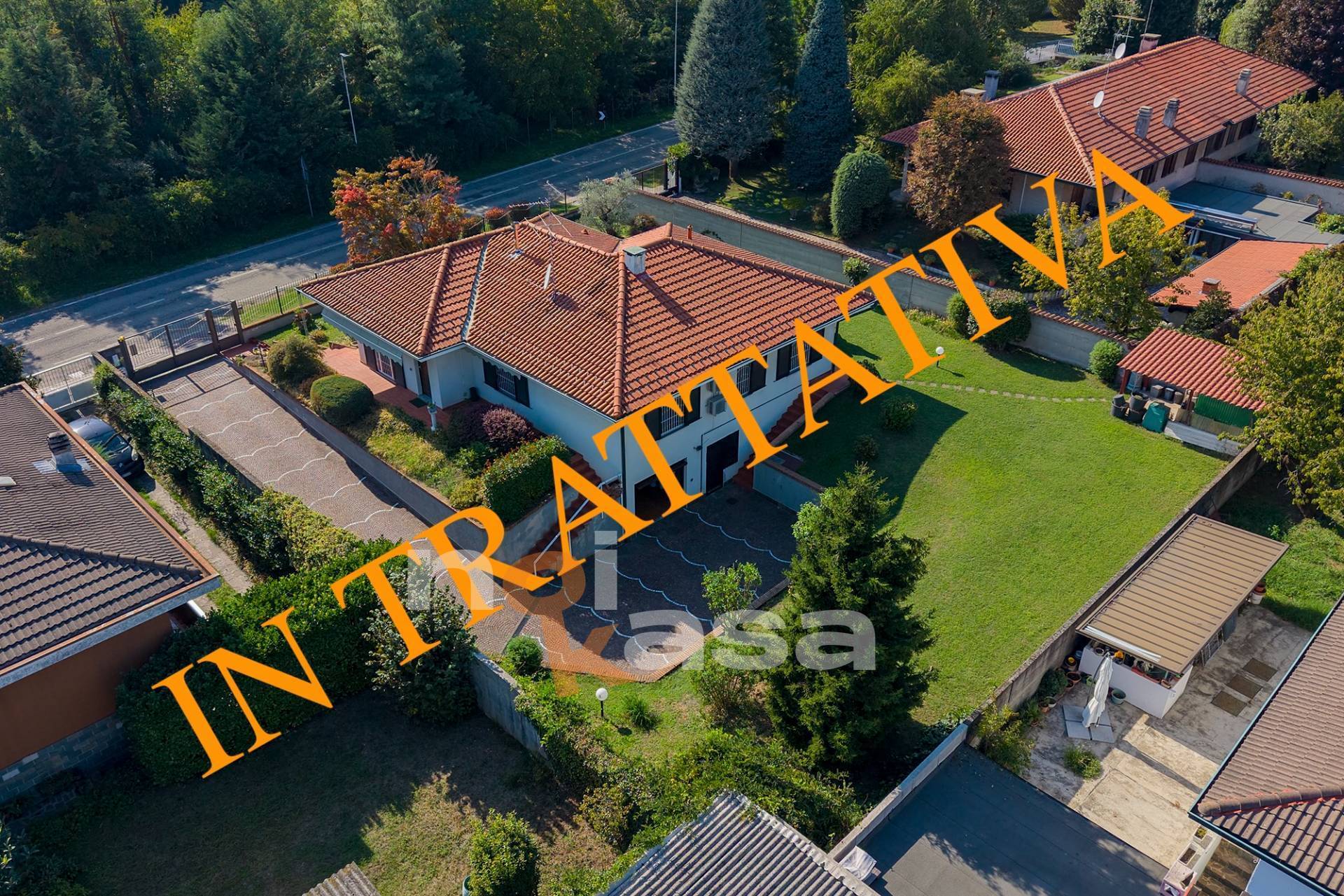 Villa a Castano Primo