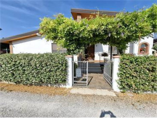 Casa indipendente  in <br/> vendita a Cormons