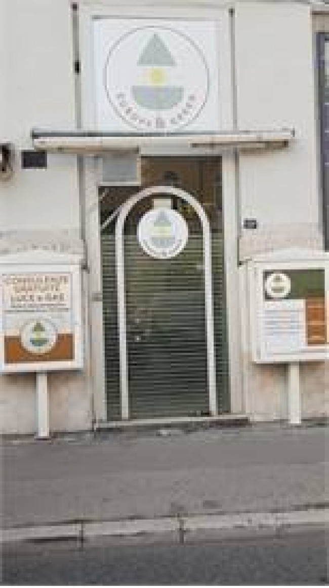 Attività  - Licenza  in <br/> affitto a Trieste