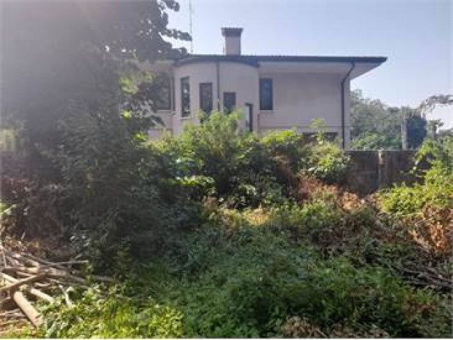 Villa in vendita a Romans d'Isonzo