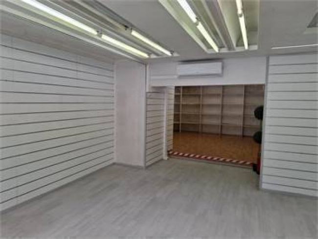 Locale commerciale in affitto a Trieste