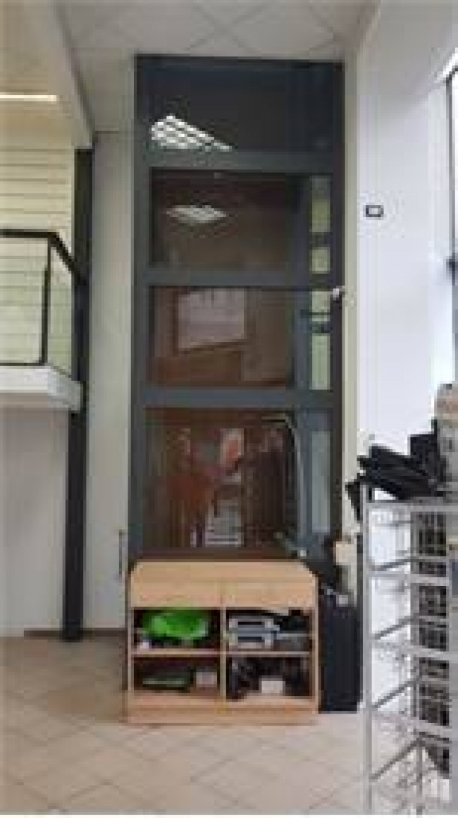 Locale commerciale in affitto a Trieste