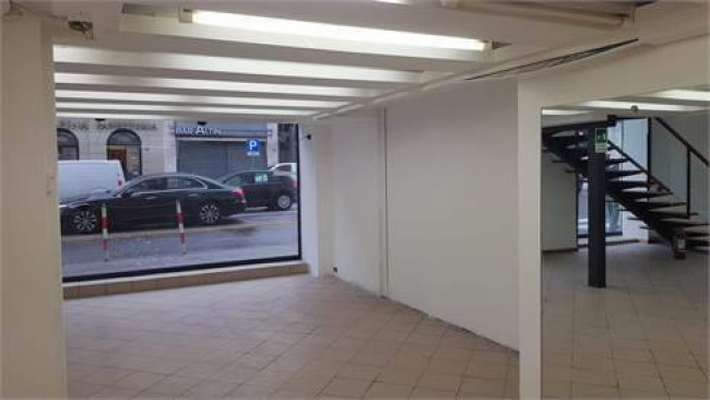 Locale commerciale in affitto a Trieste