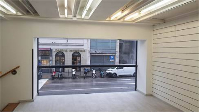 Locale commerciale in affitto a Trieste