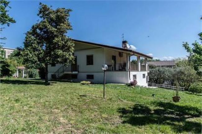 Casa indipendente  in <br/> vendita a Muggia