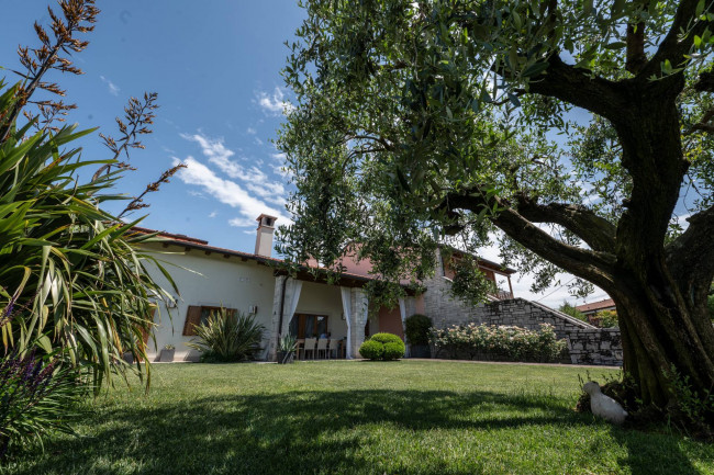 Villa in vendita a Duino-Aurisina