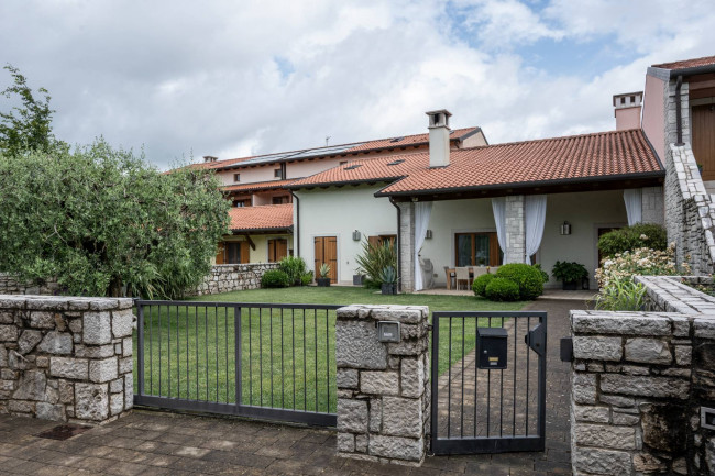 Villa in vendita a Duino-Aurisina