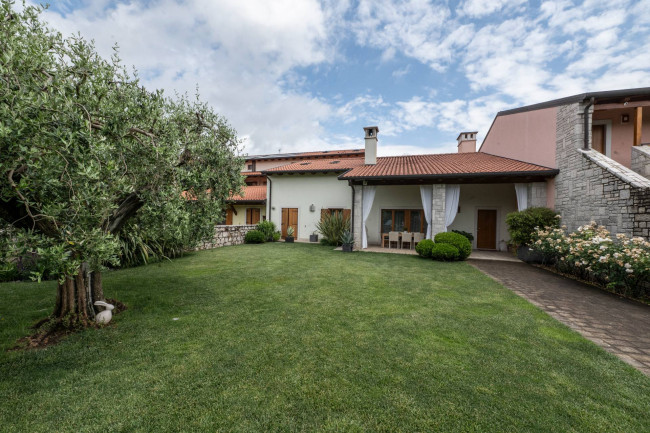 Villa in vendita a Duino-Aurisina