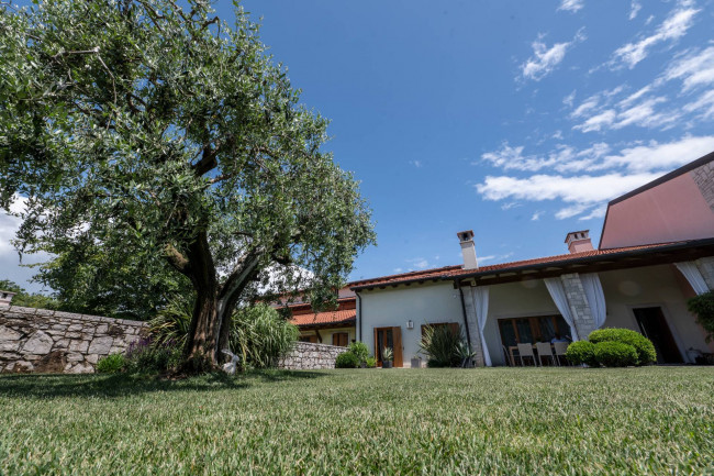 Villa in vendita a Duino-Aurisina