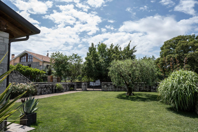 Villa in vendita a Duino-Aurisina