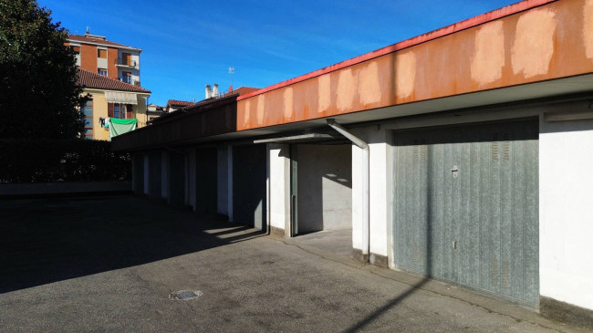 Box o garage in Affitto a Giaveno