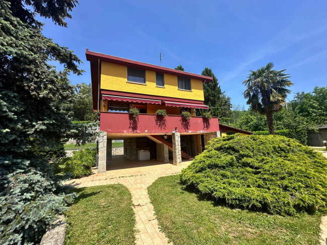 Villa in Vendita a Coazze