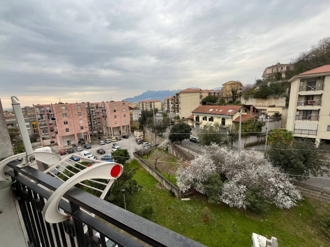 Appartamento in vendita a Salerno