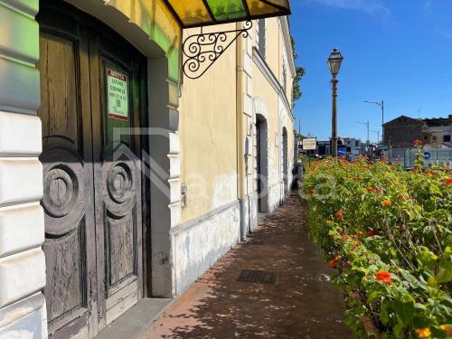 Locale commerciale in affitto a Salerno