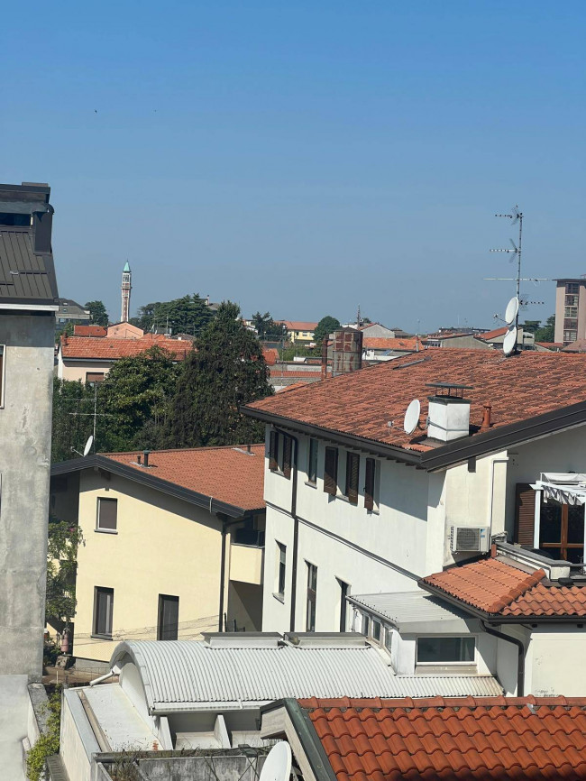Appartamento in vendita a Seregno
