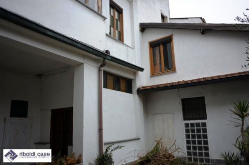 Casa singola in vendita a Seregno