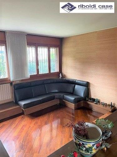 Villa in vendita a Desio