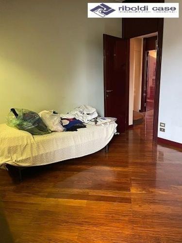 Villa in vendita a Desio