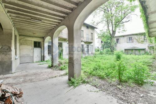 Casa singola in vendita a Meda