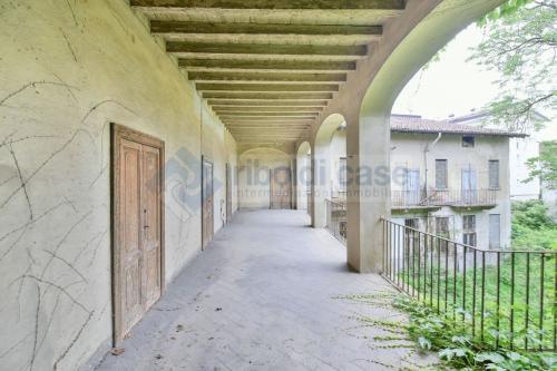 Casa singola in vendita a Meda