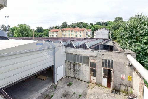 Capannone in vendita a Carate Brianza