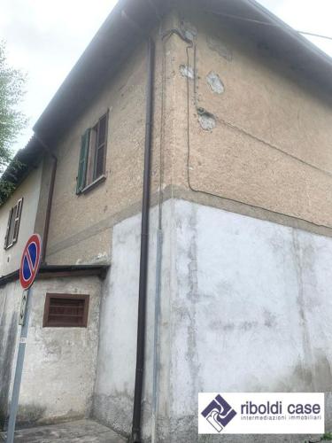 Appartamento in vendita a Verano Brianza