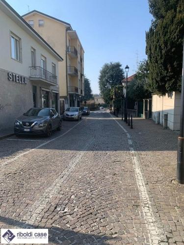 Appartamento in vendita a Verano Brianza