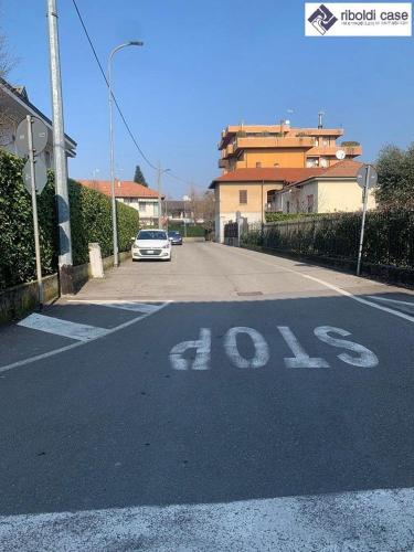 Appartamento in vendita a Verano Brianza