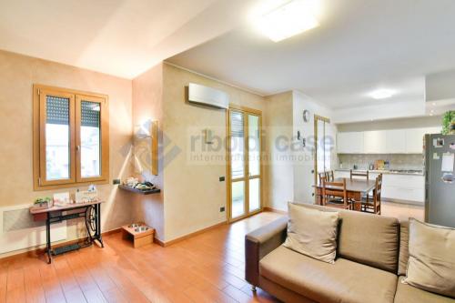 Casa singola in vendita a Seregno