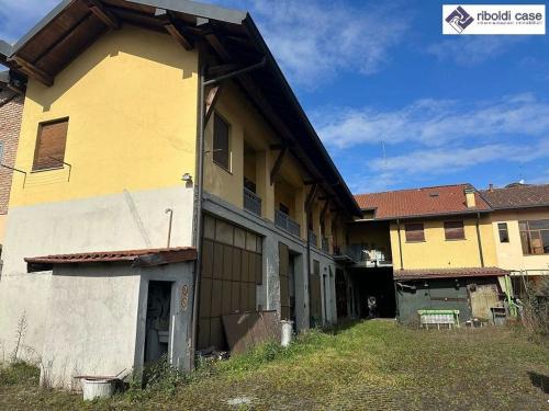Casa singola in vendita a Carate Brianza