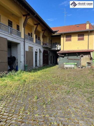Casa singola in vendita a Carate Brianza