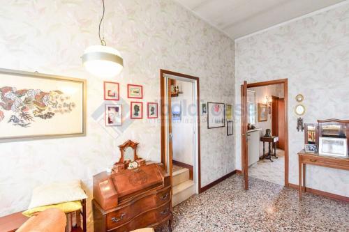 Casa singola in vendita a Meda
