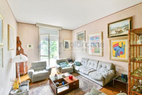 Casa singola in vendita a Meda