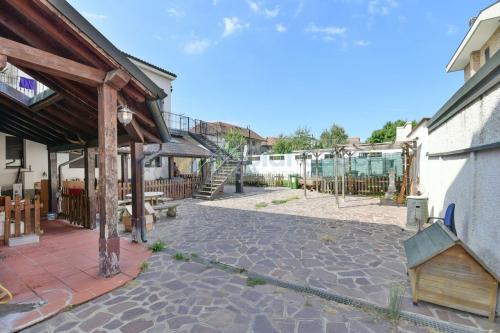 Locale commerciale in vendita a Lissone