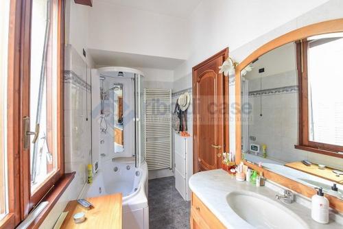 Casa singola in vendita a Lissone