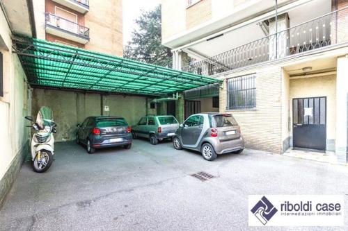 Capannone in vendita a Paderno Dugnano