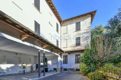 Casa singola in vendita a Meda